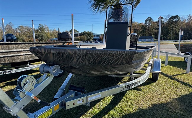 2026 Alweld 1656VV Marsh Console Camo